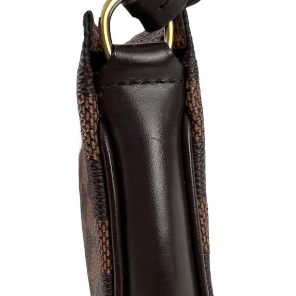 Louis Vuitton Damier Pochette Bag - Picture 7 of 7